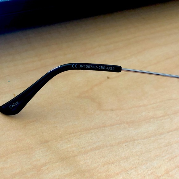 Jones New York Fashion sunglasses - Picture 4 of 4